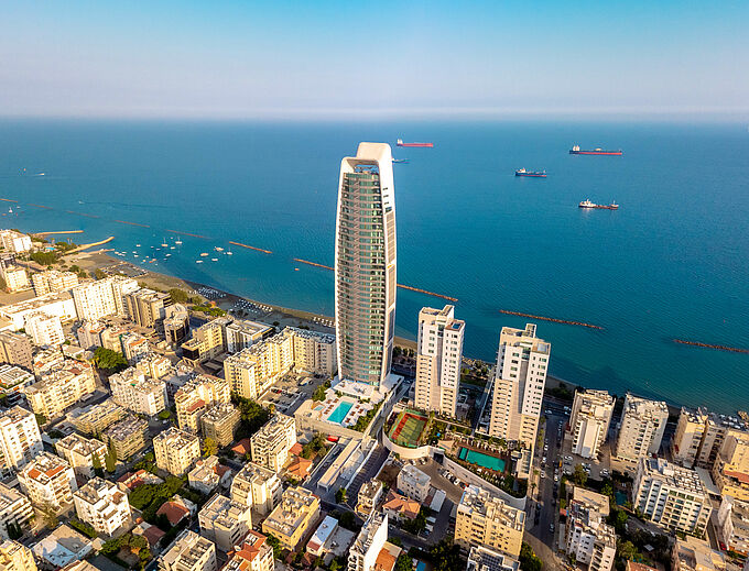 Conflict-free living directly on the beach